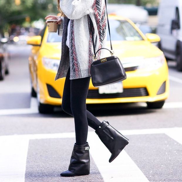 shark-lock-boots-bassi