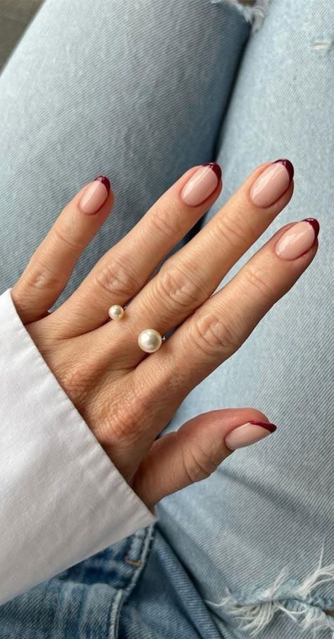 unghie-gel-natalizie-corte-french-rossa