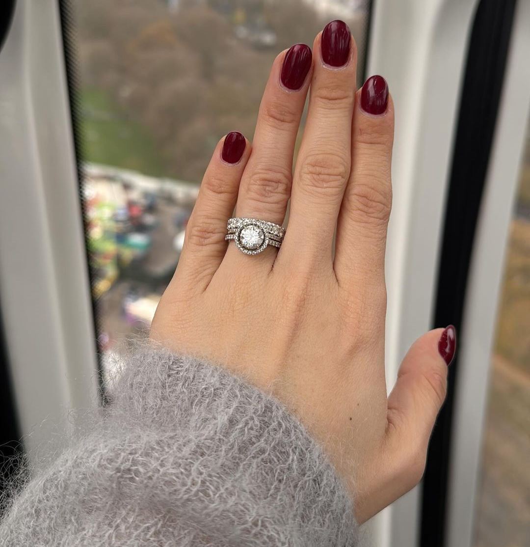 Aurora-Ramazzotti-si-sposa-anello