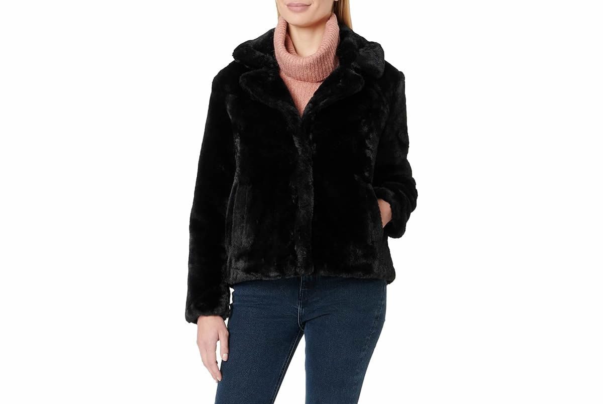 pelliccia-donna-nero