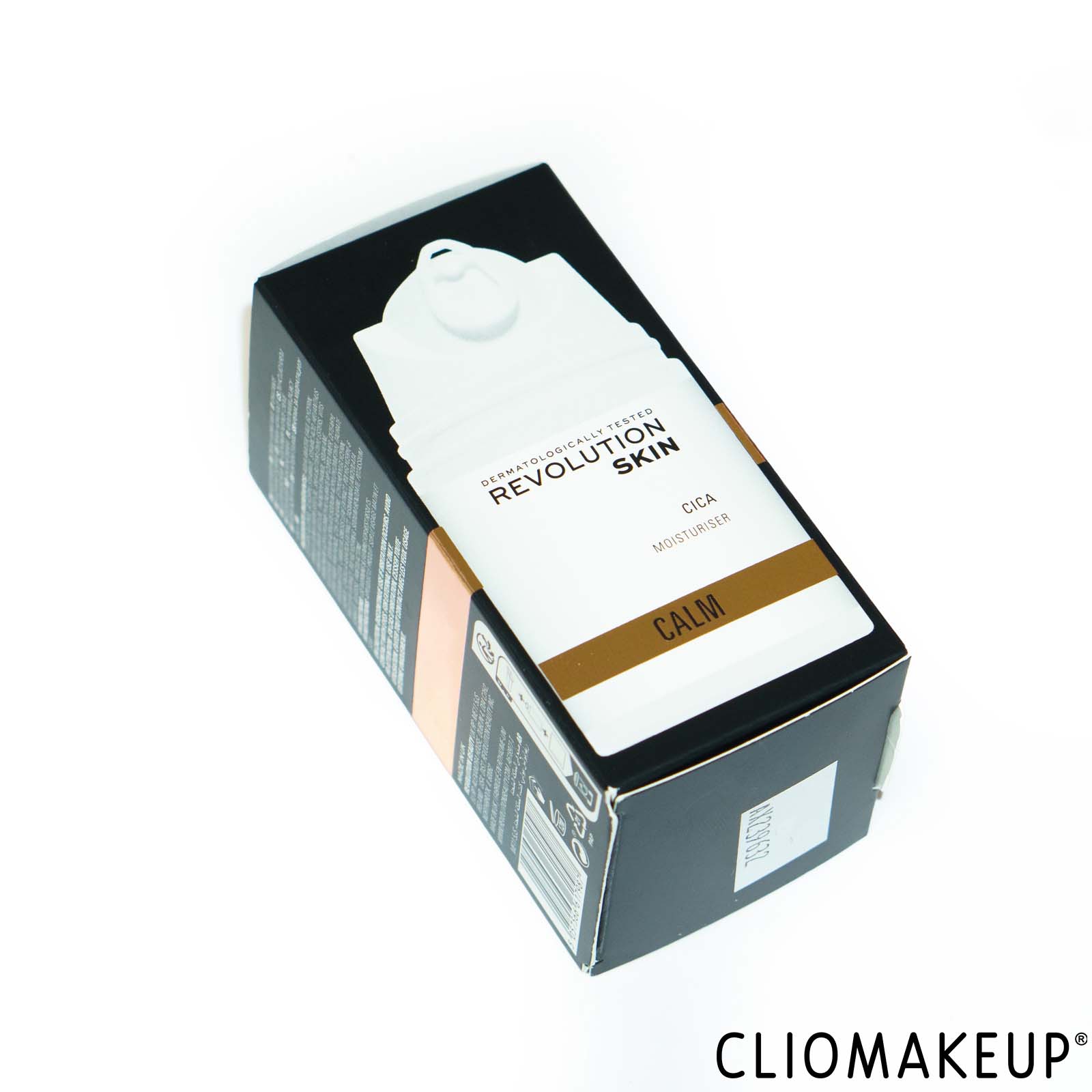 recensione-crema-viso-revolution-skin-cica-moisturiser-pack