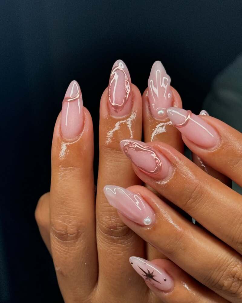 smalto-oro-rosa-nail-art