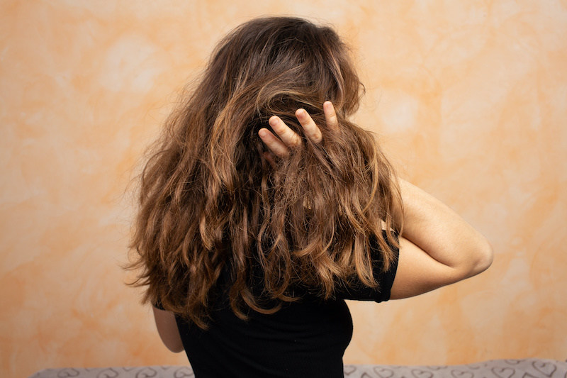 capelli-secchi-cute-grassa-chioma-lunga