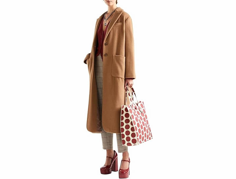 cappotti-lunghi-inverno-2025-benetton