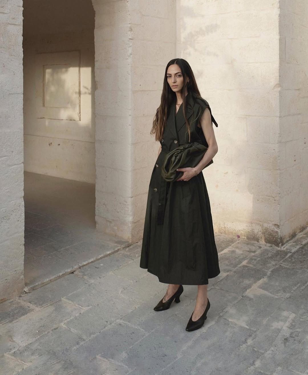 decollete-mandorla-look