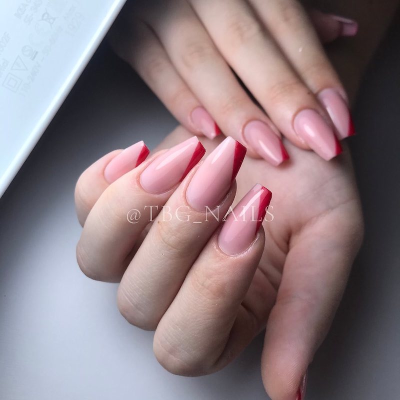 unghie-french-rosso-laterale